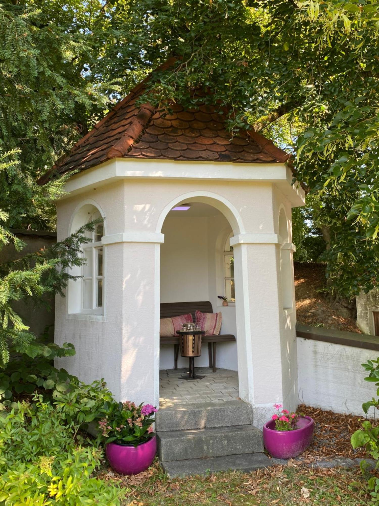 Ferienwohnung In Historischer Villa Mit Gartennutzung Furth im Wald Exterior photo